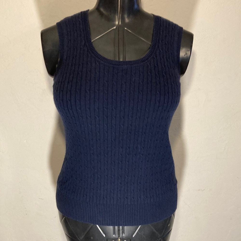 Liz Claiborne Medium Navy Blue Sleeveless Knitted Women’s Vest